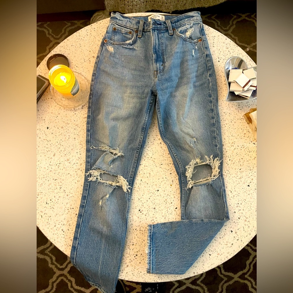 Abercrombie and Fitch The Skinny High Rise, Size 25